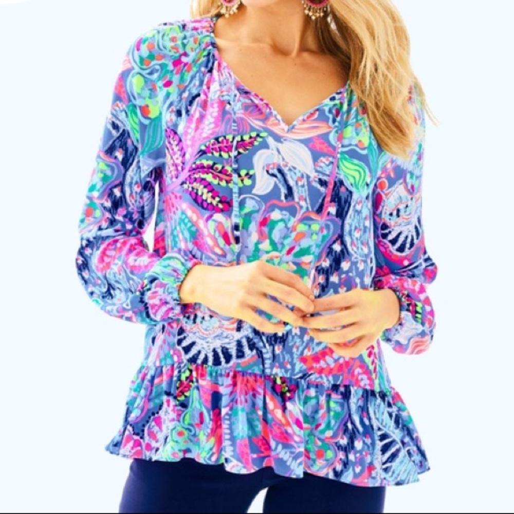 Lilly Pulitzer Fantasy top - XS - Fantasy Garden
